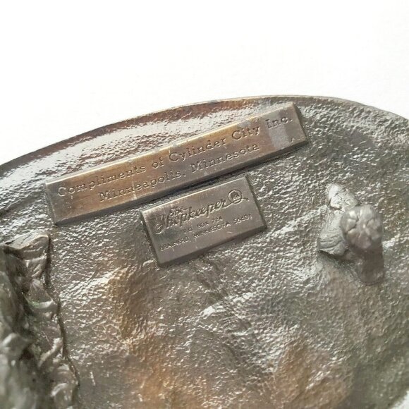 Vintage Brass Cylinder City, Industrial Factory, Steampunk, Sci-Fi Belt Buckle - Picture 5 of 5